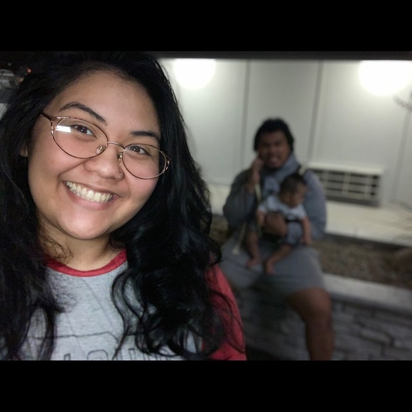 Meet your Posher, Chrislyn - Picture 1 of 1